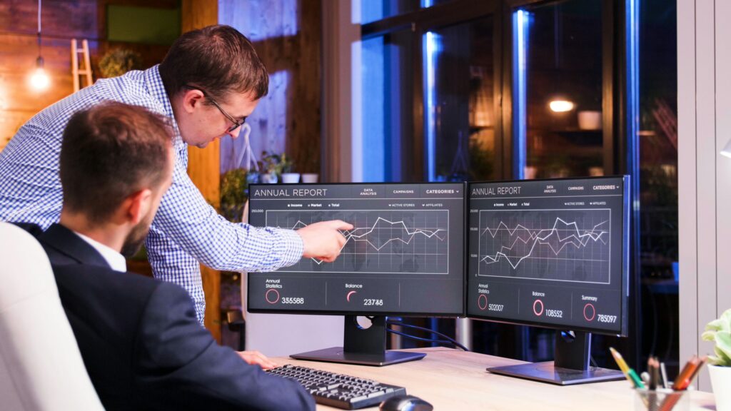 Illustration of a financial trading engine powered by cloud infrastructure and real-time data integration